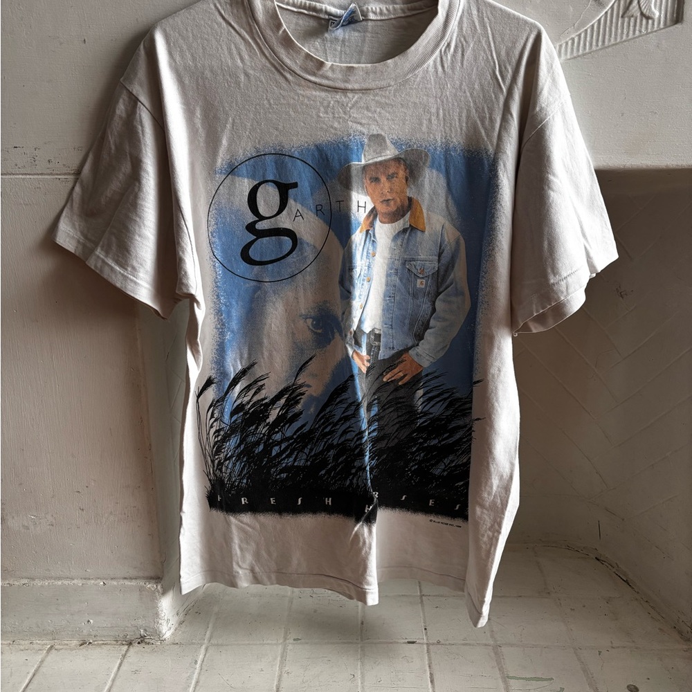 Vintage Garth Brooks World Tour Graphic Tee
